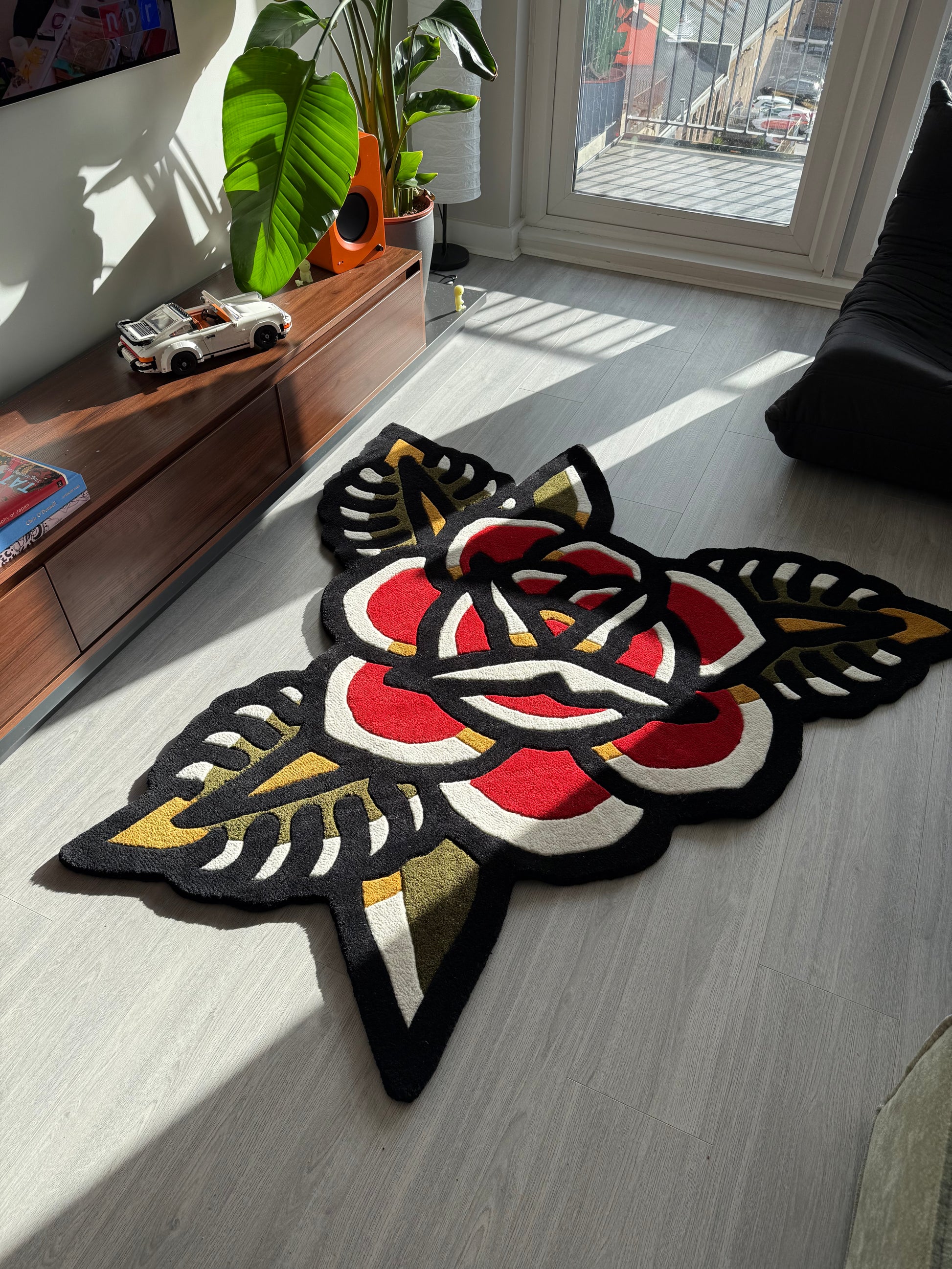 Rose x Jitan Forcier