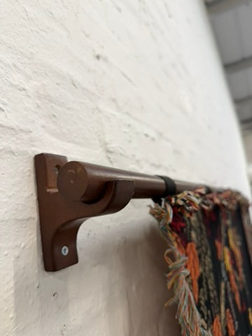 Tapestry Wall Mount